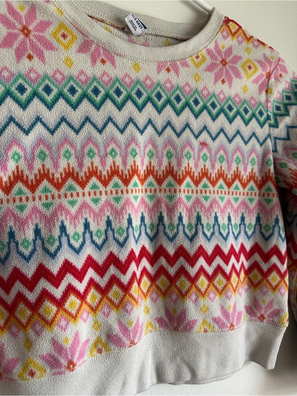 Old Navy Cream Fair Isle Crewneck Sweater with Multicolor Pattern
